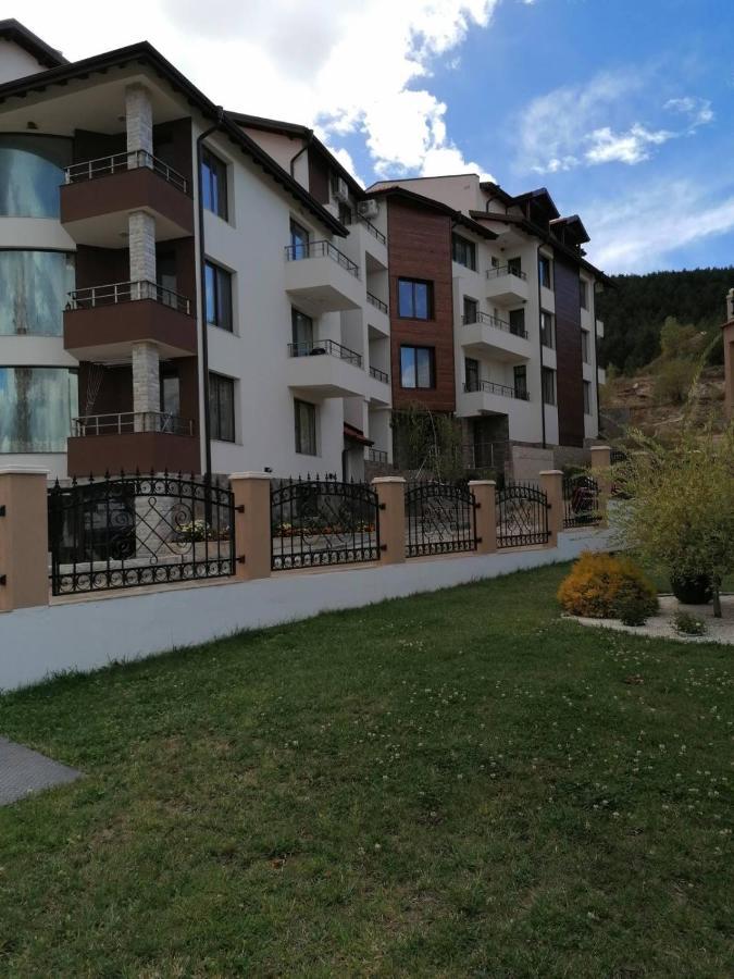 Ferienwohnung Арт Мезонет Salem Welingrad Exterior foto
